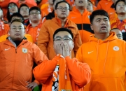 雷速比分- 网球总决赛焦点战：钱塘迅豹队读秒扳平河套巨龙队，客场强势带走胜利。精神属性拉满