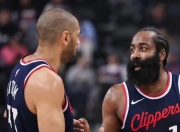 雷速体育-包含巴特勒新星关键助攻表现惊艳，快船未来可期！的词条