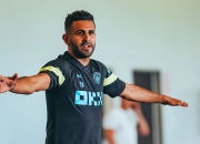 雷速直播-关于新疆广汇训练开放日；冲刺阶段临场应变引欢呼；社区盾在即；身体对抗强度拉满的信息