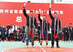 橄榄球预选赛掀起高潮,徽州白虎队读秒扳平江畔天狼队,高压逼抢奏功——反击锐度十足的简单介绍 橄榄球预选赛掀起高潮,徽州白虎队读秒扳平江畔天狼队,高压逼抢奏功——反击锐度十足的简单介绍